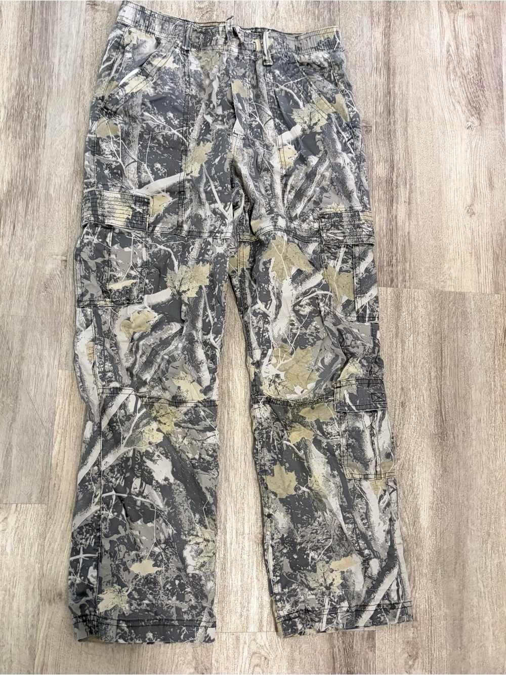 Abercrombie and Fitch kids camo cargo pants BAGGY Boys Girls 13/14 Reg
